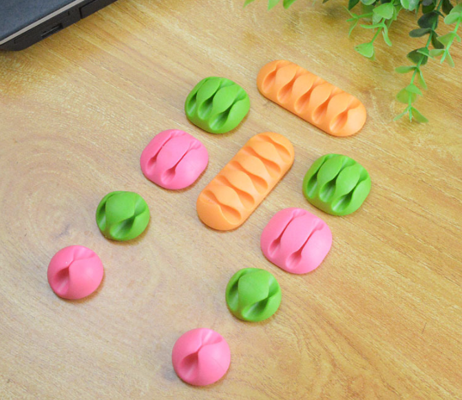 cable_clips_set_pink_4_SMSGVAKZEBHD.png